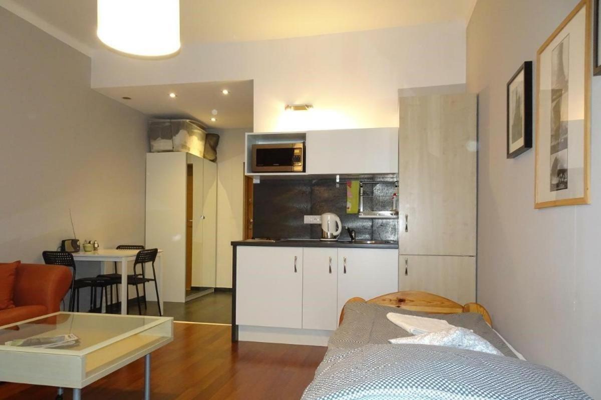 Cybulskiego Guest Rooms Krakau Buitenkant foto