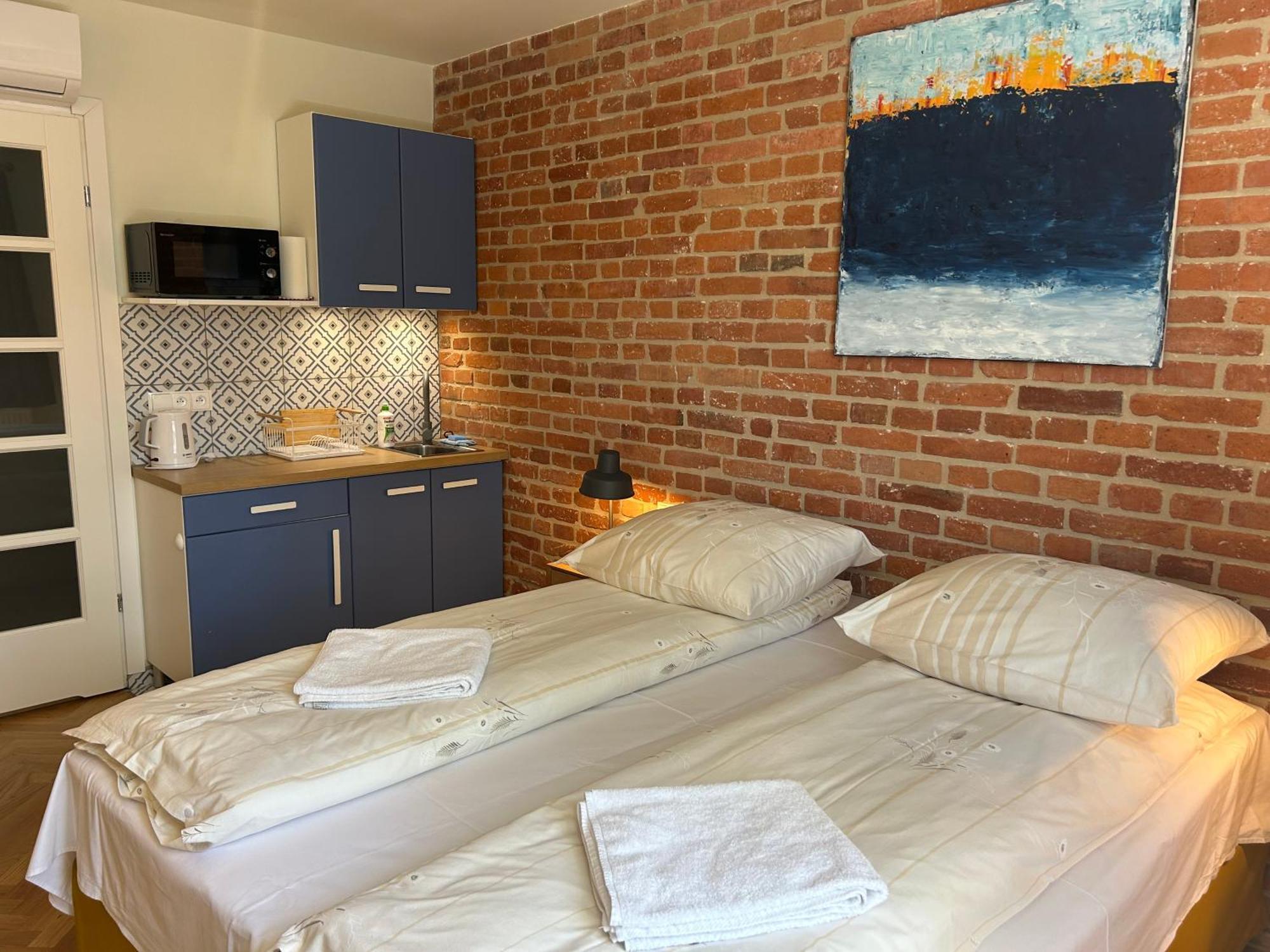Cybulskiego Guest Rooms Krakau Buitenkant foto